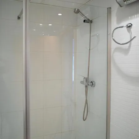 Florit Flats - Fantastic With Parking By The Malvarrosa